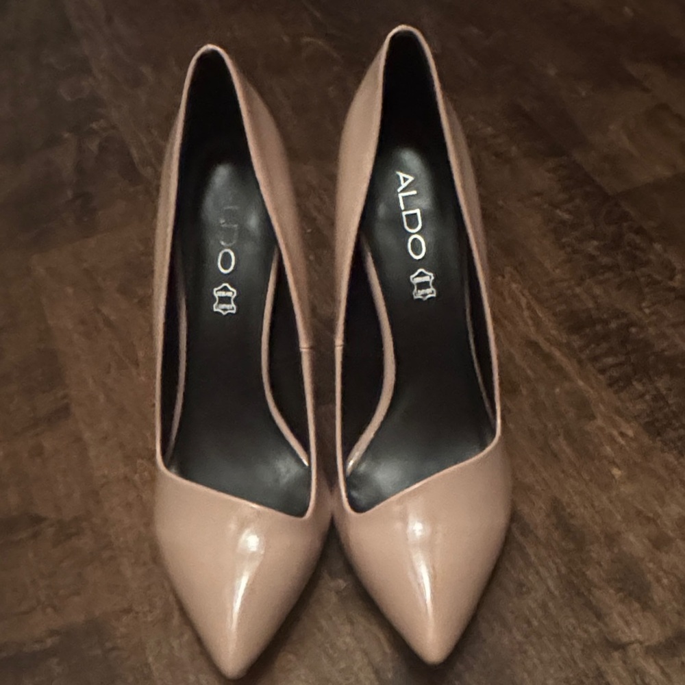 Aldo Women's pink Nude Heels